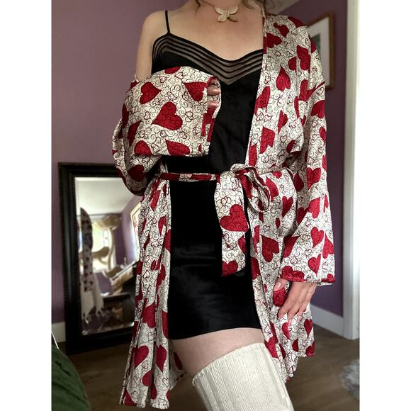 Vintage Victoria's Secret M/L 100% Silk Robe Gold Label Red White Hearts - Picture 2 of 9